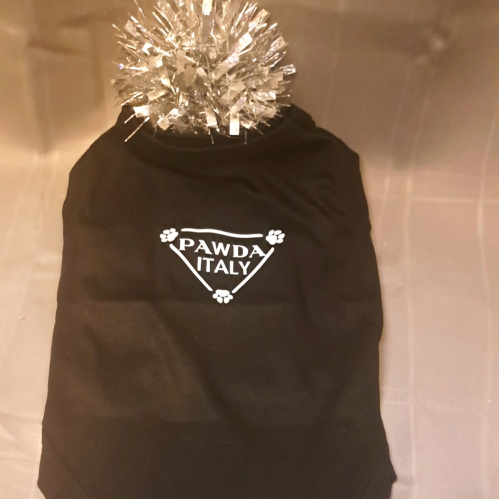Black Pawda sleeveless puppy shirt